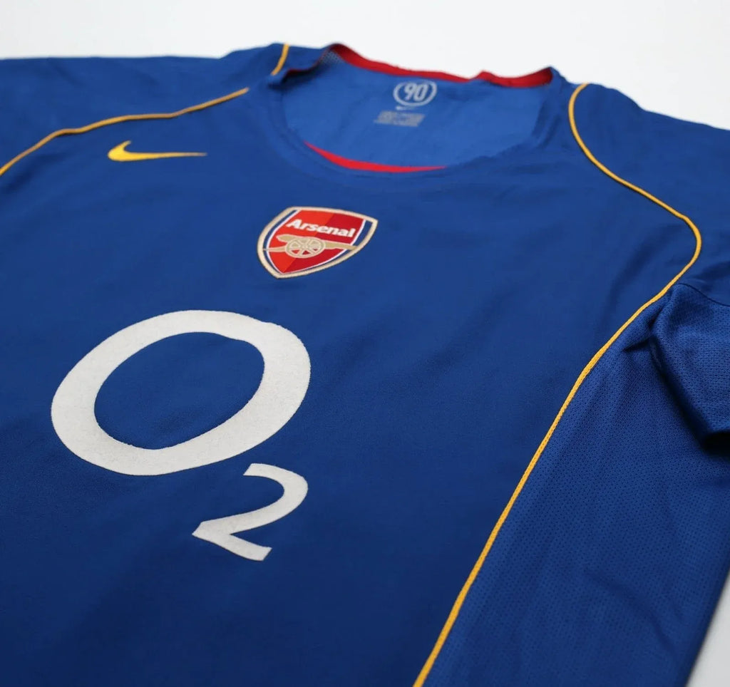 ARSENAL RETRO AWAY 20042005 Football Jersey