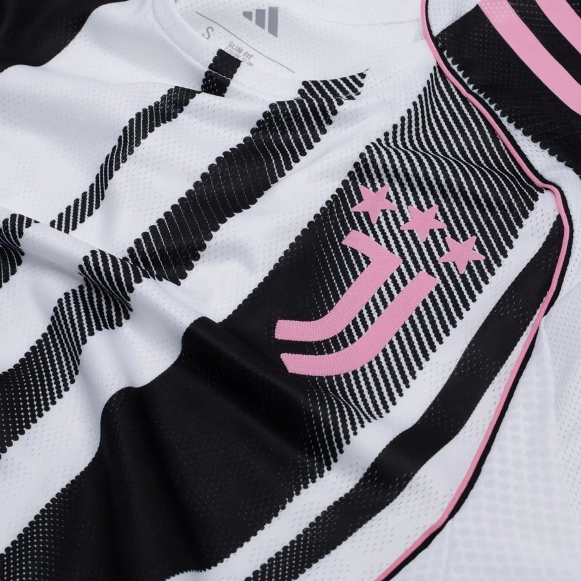 Juventus Home Match Jersey Player Version 202526 Football Jersey