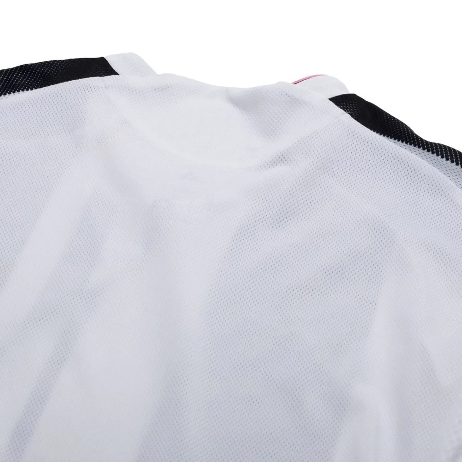 Juventus Home Match Jersey Player Version 202526 Football Jersey